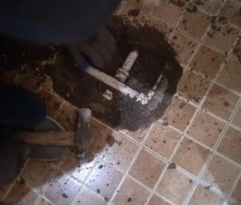阳江市卫生间漏水维修公司为您分享下卫生间渗水如何处理及注意事项