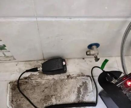阳江市屋顶漏水维修公司分享下卫生间漏水的危害及解决方法